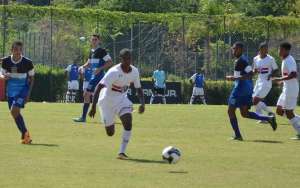 Paulista Sub 15 e Sub 17: São Paulo goleia por 9 a 0 nas duas categorias