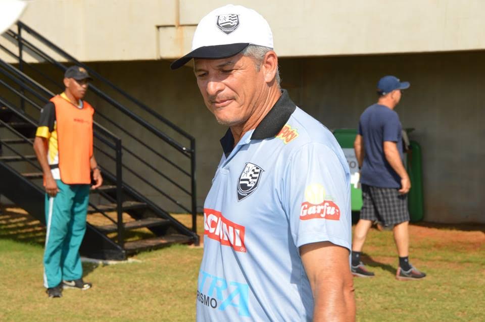 Sergipano: Confiança demite Fahel Júnior três semanas após a sua apresentação