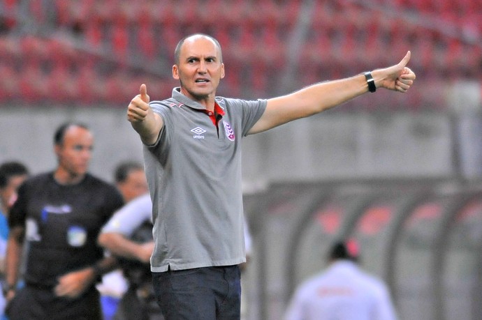 Pernambucano: Demissão é cogitada, mas Náutico confirma permanência de Gilmar Dal Pozzo 2 0002050160864 img