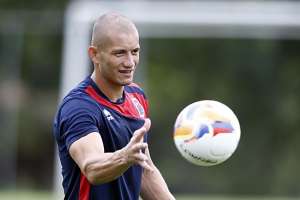 Paraná dispensa experiente lateral Nei e mais seis jogadores após eliminação no estadual