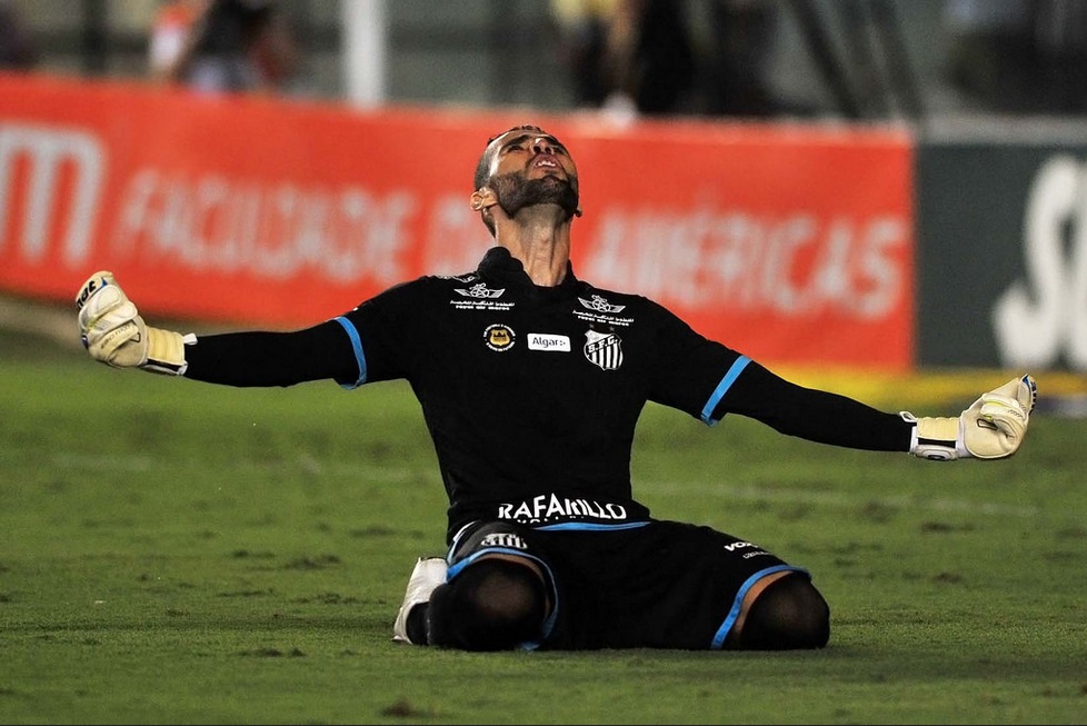 Vanderlei colocou o Santos em sua oitava final de Paulistão