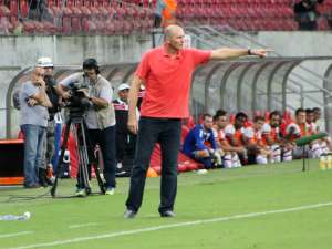 Série B: Após derrota no Clássico das Emoções, Náutico demite Gilmar Dal Pozzo