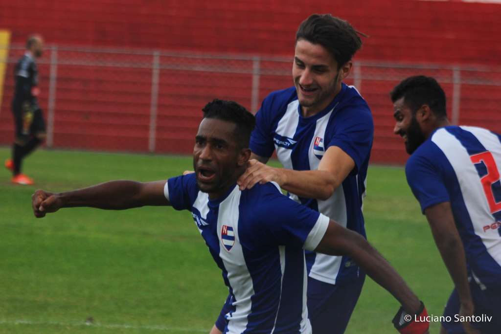 Emerson Mi marcou o gol que deixou o Naça vivo na briga pelo acesso. (Foto: Luciano Santoliv / ANAC)
