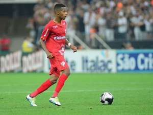 Paulistão: Investidor invade o treino e discute com jogador do Audax