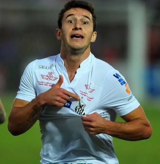 Ronaldo Mendes acertou um balaço de fora da área e fez para o Santos