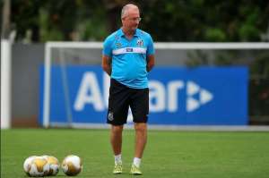 Dorival Júnior vibra com empate do Santos e por ter visto 'espetáculo' em Osasco