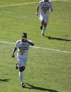Paulista A3: Vice-artilheiro, Obina comemora acesso com o Rio Preto