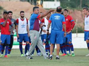 Série B: Em busca de reforços, Náutico afasta quatro jogadores