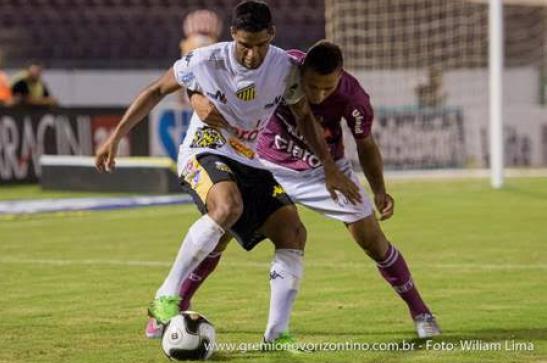 Rayllan agradece clube paulista e espera definir futuro nos próximos dias