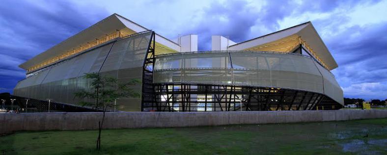 Arena Pantanal: inacabado e com problemas estruturais. Além de ser elefante branco