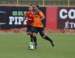 Série B: Bahia tenta contratação de Leandro Domingues, do Vitória