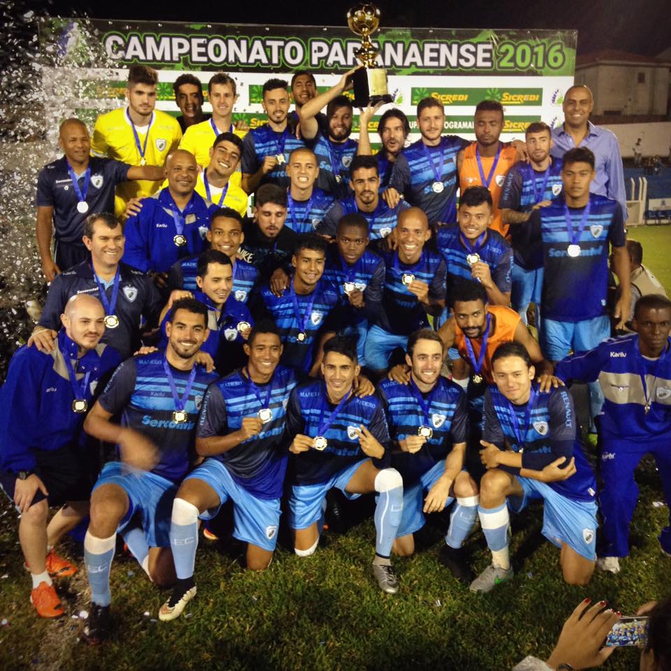 Londrina levantou o troféu do Interior no Paranaense pela terceira vez - Reprodução Facebook