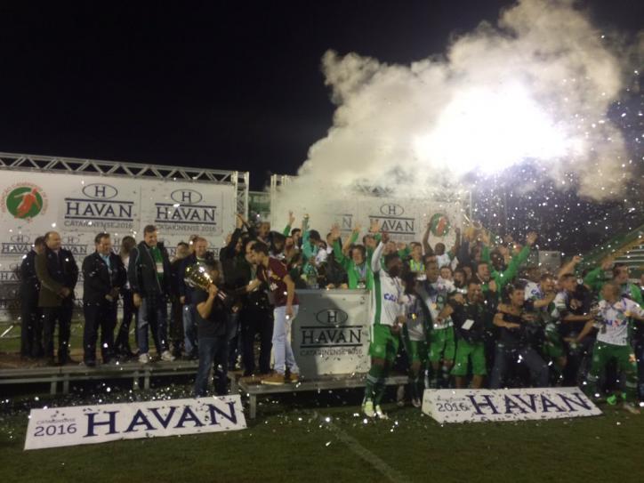 O Campeonato Catarinense de 2016 é da Chapecoense (Foto: Laion Espíndula) O Campeonato Catarinense de 2016 é da Chapecoense (Foto: Laion Espíndula)