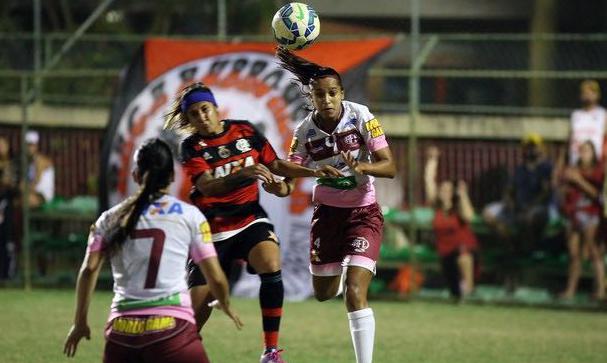 Flamengo fez seu gol e segurou o placar sobre a Ferroviária. Foto: marcos de Paula - AllSports