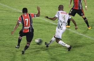 Luverdense 1 x 1 Joinville - Um só atacou, outro só defendeu. E deu empate na Série B