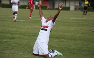 Paulistas Sub 15 e Sub 17: Jogando em casa, São Paulo consegue dupla vitória