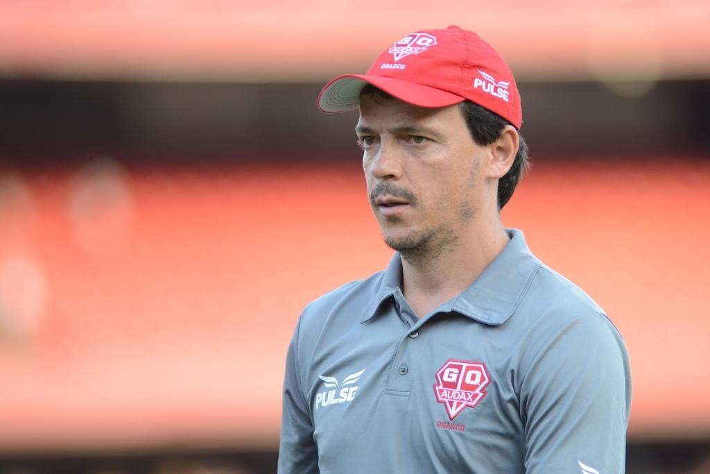 Fernando Diniz renovou contrato com o Audax e será o responsável por comandar o Oeste