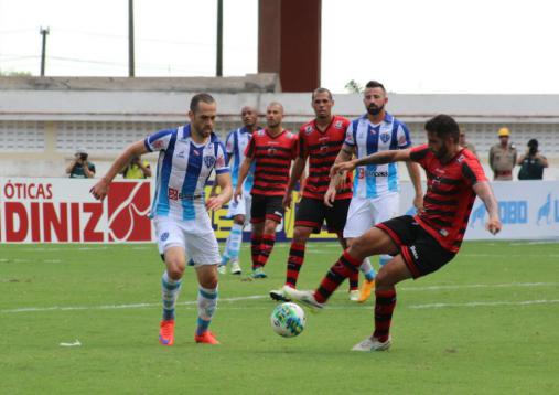Papão e Oeste ficaram no empate neste sábado à tarde