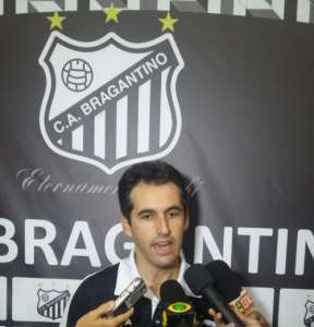 Série B: Léo Condé pode assumir Sampaio Corrêa e Veiga está voltando ao Bragantino