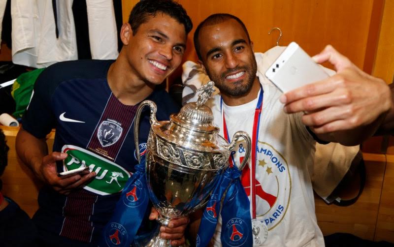 Com 12 títulos no PSG, Lucas celebra ‘melhor temporada’ na França