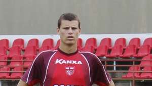 Série B: Técnico Mazola Júnior muda a defesa do CRB para enfrentar o Oeste