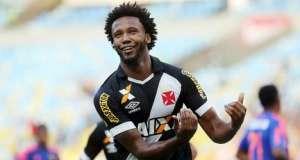 Série B: Herói do título carioca, Rafael Vaz deve trocar Vasco pelo Flamengo