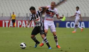 Série B: No Castelão, Ceará tenta igualar histórico de jogos com Atlético-GO