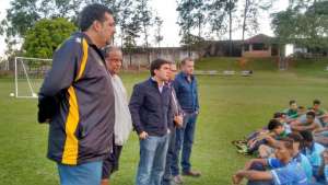 Paulista Sub 15 e Sub 17: Prefeito Vinicius visita CT da Stadium BR/Atlético Marília