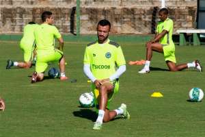 Goiás faz promoção de ingresso para duelo contra Brasil-RS. Tem até de graça!