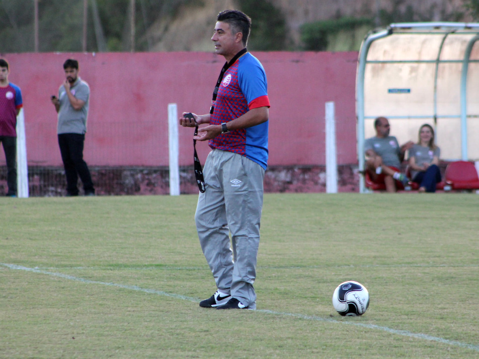 Gallo tenta acertar os último detalhes para sair vitorioso nessa sexta-feira