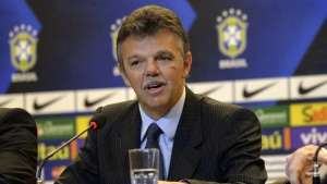 Jogadores elogiam o trabalho de craques do passado nos bastidores da Seleção