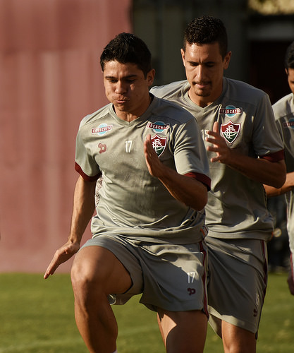 Levir saca Osvaldo e escala Richarlison no Fluminense para pegar o Botafogo