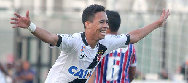 Vasco ganhou do Bahia por 4 a 2, manteve os 100% e a ponta da Série B do Brasileiro