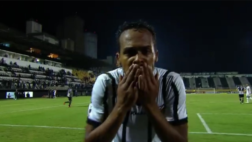 Bruno Pacheco foi destaque do Bragantino com um gol e uma assistência