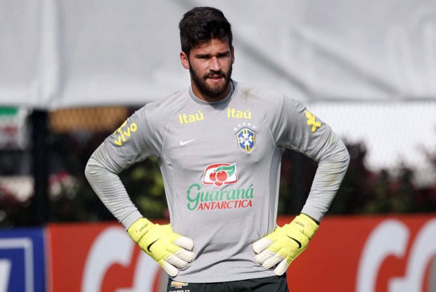 Copa América: ‘Alisson é goleiro, mas pensa como atacante’, elogia Dunga
