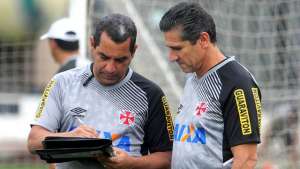 Vasco estende contrato de Jorginho e Zinho até o fim de 2017