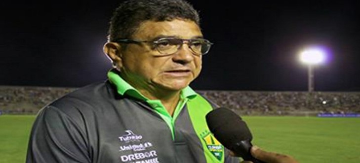 Série C: Insatisfeito, Flávio Araújo promete mudanças no Cuiabá