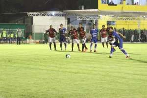 Série B: Sem tempo, Luverdense trabalha com bola e define time titular