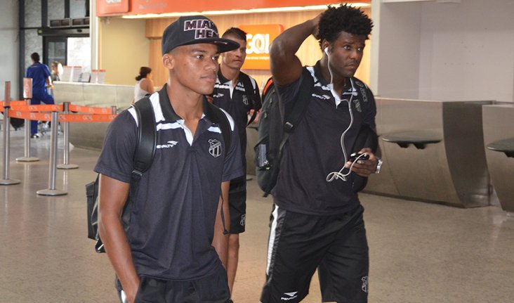 Ceará embarca para o Maranhão com dúvidas