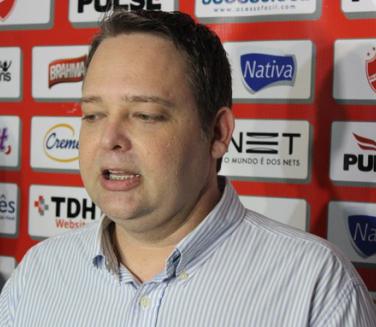 Guto Veronez agora virou alvo da torcida