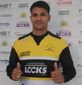 Ferron está pronto para estrear no Criciúma