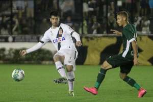 Série B: Luan prega atenção ao Vasco e prevê 'jogo duro' em Joinville