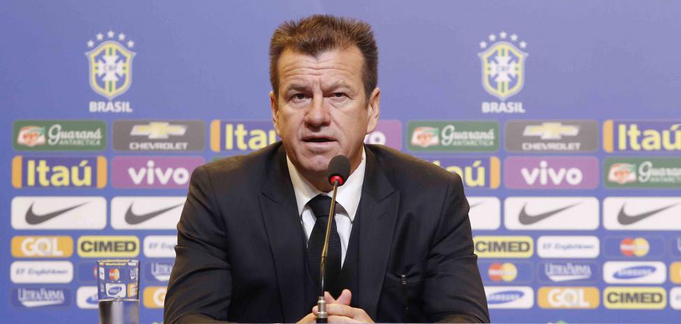 Dunga está preocupado (Foto: Divulgação)