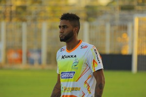 Série B: Flamengo pode tirar principal volante do Luverdense