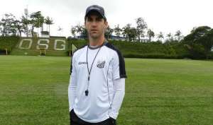 Série B: Goiás contrata técnico Léo Condé para vaga de Enderson Moreira