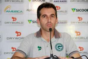 Série B: Goiás apresenta oficialmente novo técnico, que já fala em acesso