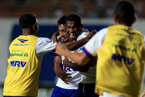 SÉRIE B: Bahia assume vice, Oeste afunda Goiás e Sampaio vence a 1ª