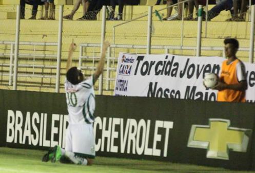 Sérgio Mota abriu o placar para Luverdense em cima do Ceará
