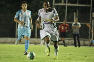 Série B: Régis Souza reforça Luverdense contra Paraná