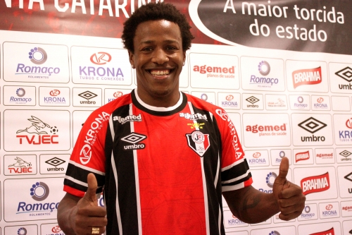 Série B: Joinville apresenta atacante Dodô, que estava no Azerbaijão 2 0002050173019 img